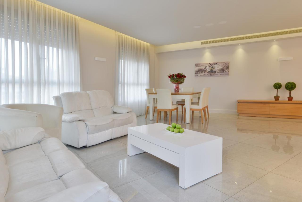 Litov Hotel - A Religious Boutique Hotel 예루살렘 객실 사진